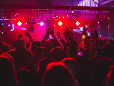 Agression à la seringue : que faire si vous êtes victime ou témoin de ces piqûres