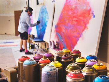 Une expo street-art sur les signes astrologiques à Paris