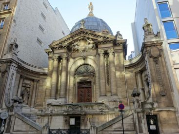 Bazar de la Charité, chapelle Notre-Dame-de-Consolation