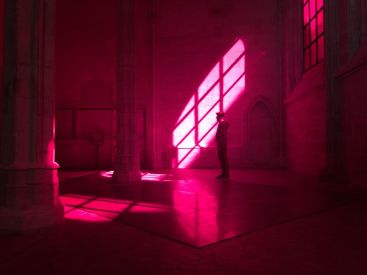 Vivez la création artistique en direct dans le cadre de l'expo Devenir au Collège des Bernardins