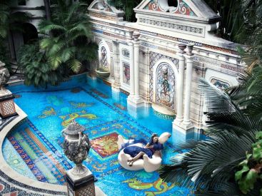 Fashion Spirit : l'expo mode de la rentrée du Plaza Athénée