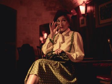 Cabaret Rive Gauche : l'expérience immersive qui vous fait discuter avec Barbara et Boris Vian