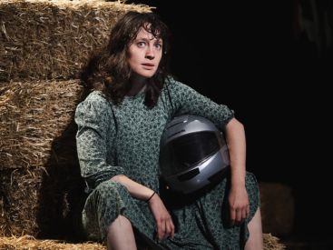 Queen Kong au Théâtre Paris-Villette : un cri de liberté contre les normes sociales