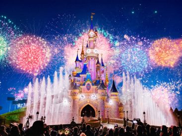Feu d’artifice à Disneyland Paris : le 14 juillet 2026 se fête aussi dans le parc