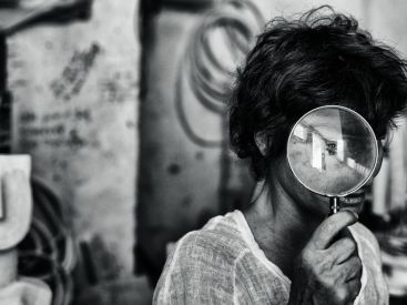 L’Epreuve du Temps, l'exposition de Nikos Aliagas sur le toit de la Grande Arche