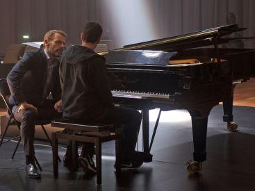 Au bout des doigts : critique et bande-annonce