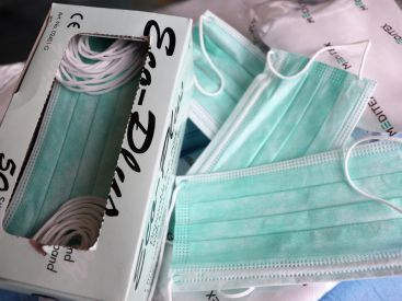 Coronavirus : l'Etat signe quatre nouveaux contrats pour la fabrication de masques