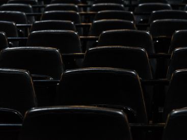 Coronavirus : bientôt la fin de la distanciation physique dans les salles de spectacle ?