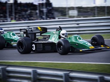 Formule 1 : Romain Grosjean indemne après un violent crash au Grand Prix du Bahrein