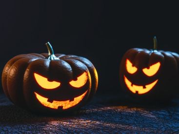 Halloween My Erasmus @ Nouveau Casino