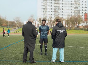 4 Zéros : Une comédie sur le foot avec Gérard Lanvin, Didier Bourdon et Isabelle Nanty