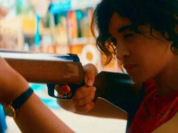 Reine mère, la comédie de Manele Labidi avec Camélia Jordana