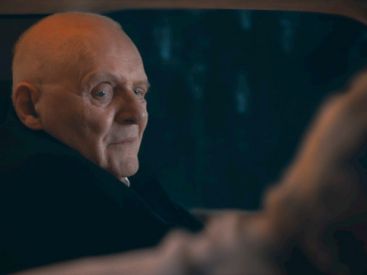 Piégé : un thriller haletant avec Bill Skarsgård et Anthony Hopkins