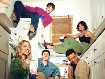 Adults : une comédie générationnelle signée FX sur Disney+