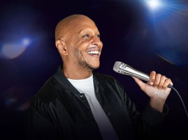 Tareek présente son nouveau one-man-show au Théâtre de l'Archipel