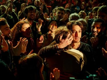 Gourou : Pierre Niney