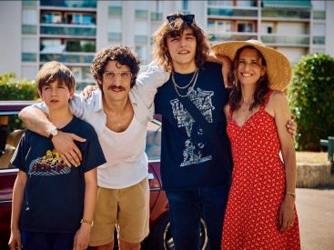 Juste une illusion : Camille Cottin, Alexis Rosenstiehl, Louis Garrel, Sreeti Mukerji