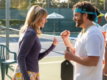 Les fous du pickleball : Mary Steenburgen et Jake Johnson