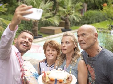 Le Cadeau d’anniversaire sur Netflix : une fête familiale tourne au chaos