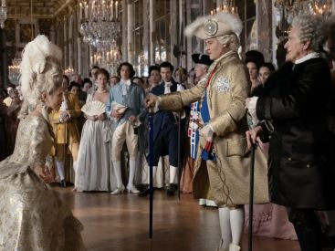 Jeanne du Barry (Maïwenn) et Johnny Depp (Louis XV) dans Jeanne du Barry 