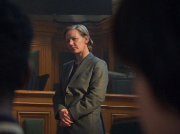 Cannes 2023 présente Anatomie d'une chute de Justine Triet, un drame mystérieux avec Sandra Hüller et Swann Arlaud.