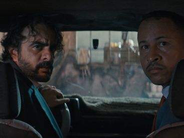 DÉSERTS de Faouzi Bensaïdi : Un périple comique et mystique au cœur du Sud marocain