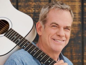 "Garou Tourne" au Casino Lucien Barrière d'Enghien-les-Bains en novembre 2023