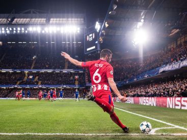 Coronavirus : l'UEFA veut terminer les championnats à huis clos 