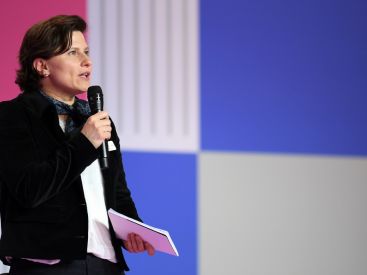 JO Paris 2024 : la ministre des Sports avertit d'un possible dépassement de budget 