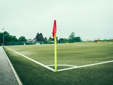 Emmanuel Macron veut faire signer une charte de la laïcité aux clubs de sport