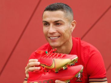 Coronavirus : Cristiano Ronaldo testé positif, deux jours après France Portugal 