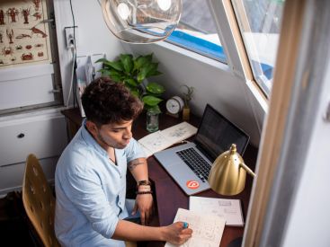 Le télétravail rallonge la journée des salariés de 48 minutes en moyenne selon une étude 