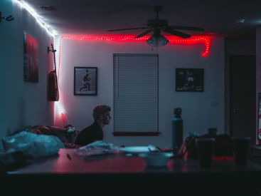 Adolescents : trop de temps derrière les écrans et pas assez d'activité physique selon une étude