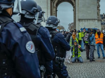 Interdiction du LBD en manifestation : la commission d'enquête sur le maintien de l'ordre l'approuve