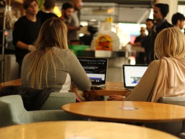 Covid : les étudiants pourront retourner manger sur place dans les restos U