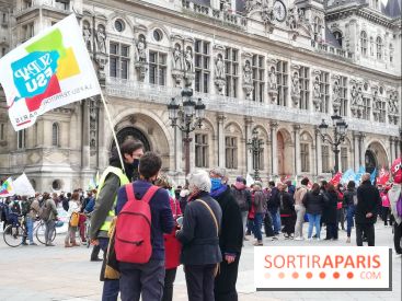 Manifestation des agents parisiens contre l'augmentation du temps de travail devant l'Hôtel de Ville