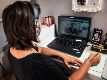 Télétravail : 8 salariés sur 10 veulent continuer sur un mode à la carte, selon un sondage