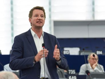 Présidentielle 2022 : Yannick Jadot remporte la primaire des écologistes 