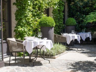 Ouverture d'Anne, premier restaurant gastronomique du Pavillon de la Reine