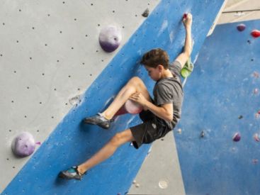 Stages sportifs pour les enfants chez Arkose et Foot in Five