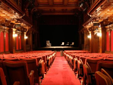 Vacances de Noël 2018 : du théâtre classique pour les adolescents et les enfants