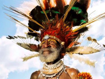 Exposition 'Wylda Bayrón et les esprits de Nouvelle Guinée' à la 193 Gallery