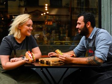 Alexia Duchêne signe un sandwich pour The French Bastards