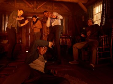 "Escape Game" avec Deborah Ann Woll, Jay Ellis, Logan Miller, Nik Dodani et Taylor Russell McKenzie