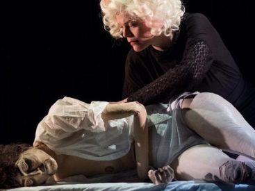 D'étranges marionnettes : Chambre Noire au Carreau du Temple