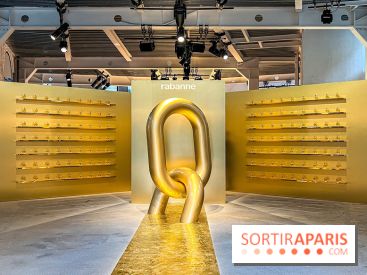 Paris Fashion Week 2024 : Million Gold, le pop up immersif, doré et parfumé de Rabanne   