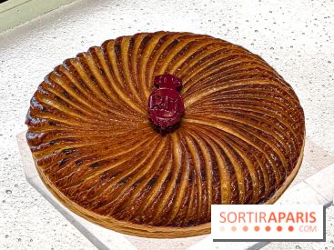 La Galette des rois vanille et marron du Royal Monceau - Raffles Paris 2024
