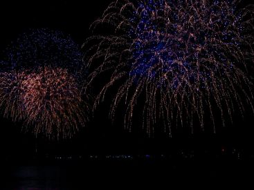 Fete nationale 2025 à Saintry-sur-Seine (91): retraite aux flambeaux et feu d'artifice le 14 juillet
