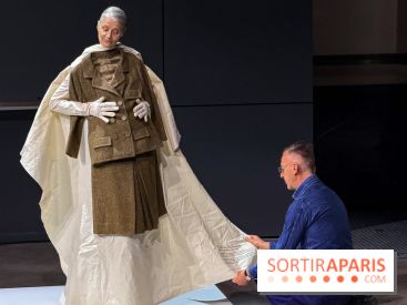 Le Musée Vivant de la Mode d'Olivier Saillard : exposition-performance à la Fondation Cartier - avis