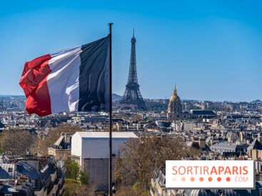 visuel Paris visuel  -  France - Tour Eiffel - drapeau